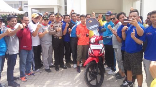 Video, Nakertrans Sultra Meriahkan May Day 2018