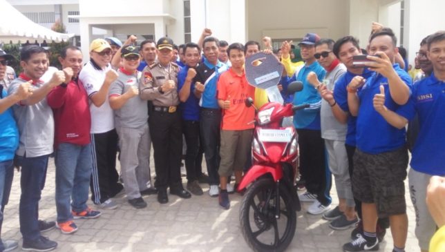 Video, Nakertrans Sultra Meriahkan May Day 2018