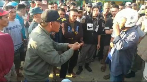 Tolak Relokasi, Pedagang Pasar Rate-rate Koltim Ngamuk