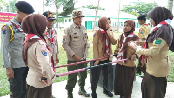 Kodim 1417/Kendari melaksanakan kegiatan pembinaan pramuka dalam rangka binter terpadu 2019, di Kompleks Asrama Yonif 725/Wrg Boroboro