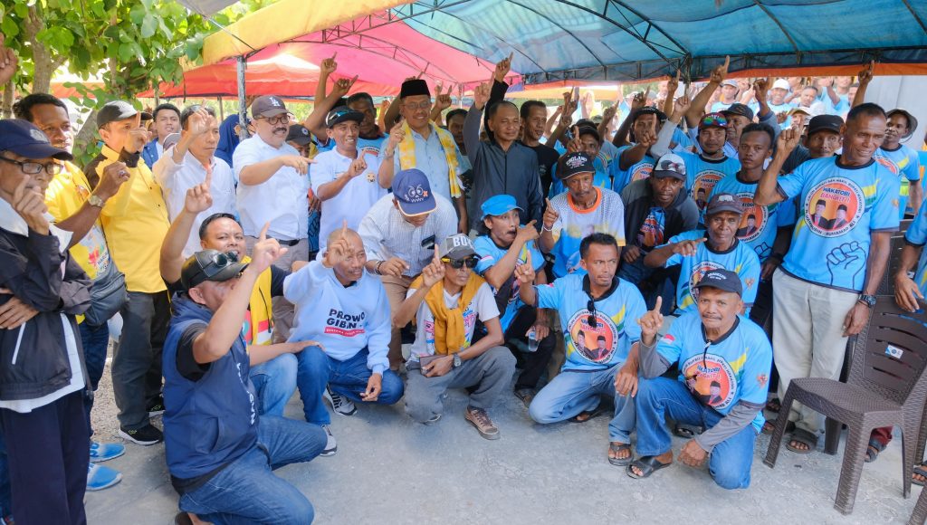 Cabup Hamiruddin Kukuhkan Tim Pemenangan di Pulau Binongko