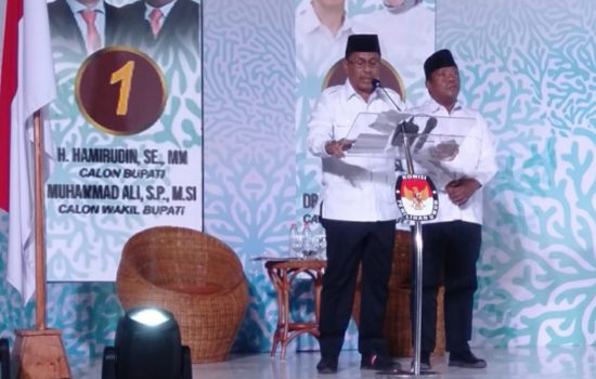 Debat Pilkada Wakatobi, Paslon Harum Sentil Paslon Petahana Gagal Bangun Wakatobi
