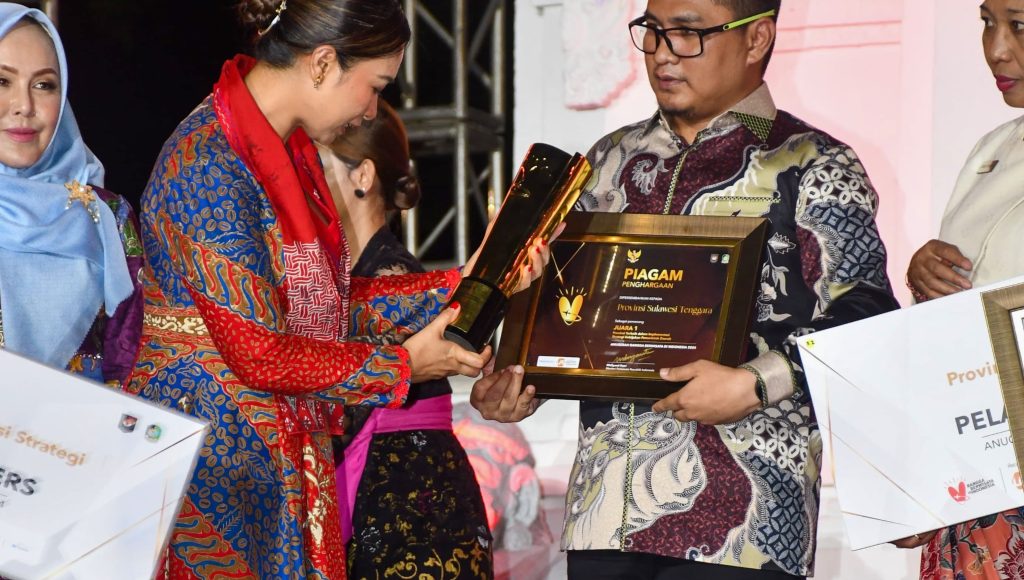 Sultra Kembali Raih Juara di Ajang Anugerah BBWI