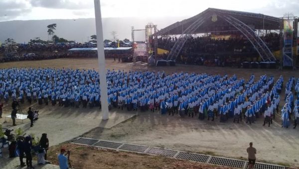 Festival Budaya Tua Buton Ditutup dengan Atraksi Tari Kolosal