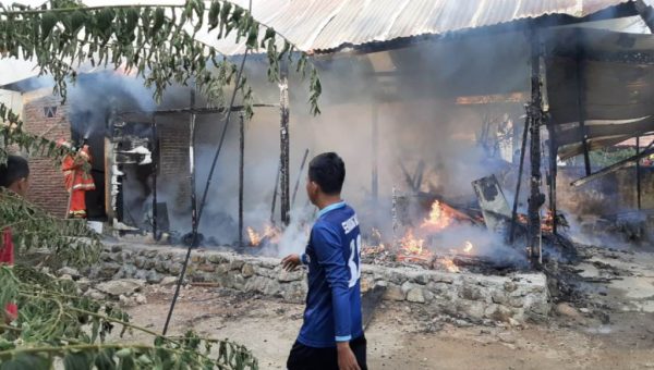 Satu Rumah di Kolaka Ludes Terbakar Akibat Kebocoran Tabung Gas