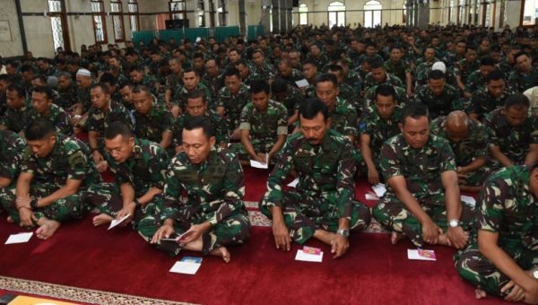 Jelang Hari Armada 2019 Koarmada II Laksanakan Doa BersamaSehari menjelang puncak peringatan Hari Armada