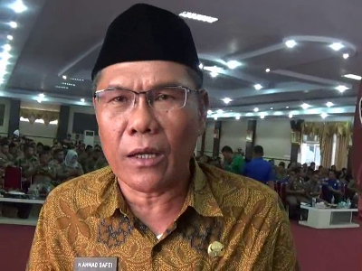 Bupati Kolaka H. Ahmad Safei