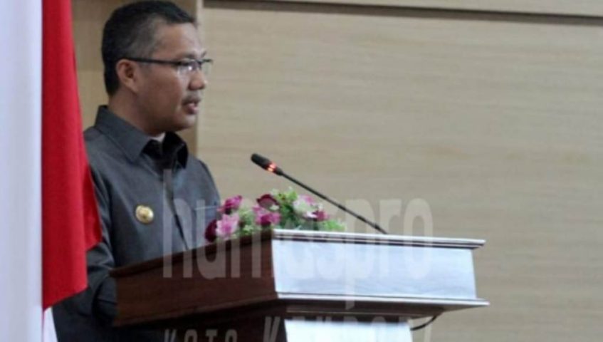 Walikota Kendari Sampaikan Pidato Raperda APBD 2020