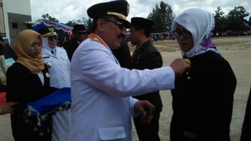 Momen HUT RI, 134 ASN Wakatobi Terima Penganugerahan Satya Lancana