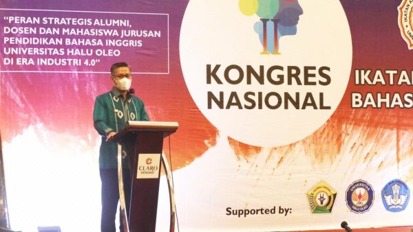 Kongres IKA Bahasa Inggris UHO, Sulkarnain Ajak Alumni Berkiprah untuk Kota Kendari