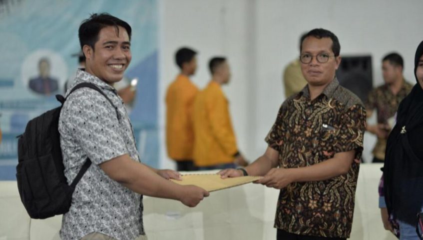 ﻿Hadiri Seminar Nasional, Kopi-Butur Serahkan Surat Dukungan Pengusulan Pahlawan Nasional
