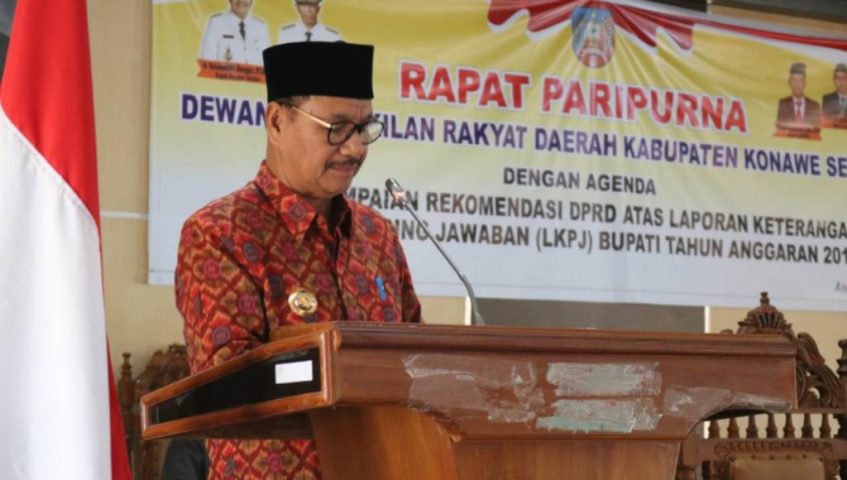 Bupati Konsel Jawab Pandangan Fraksi LKPJ 2018