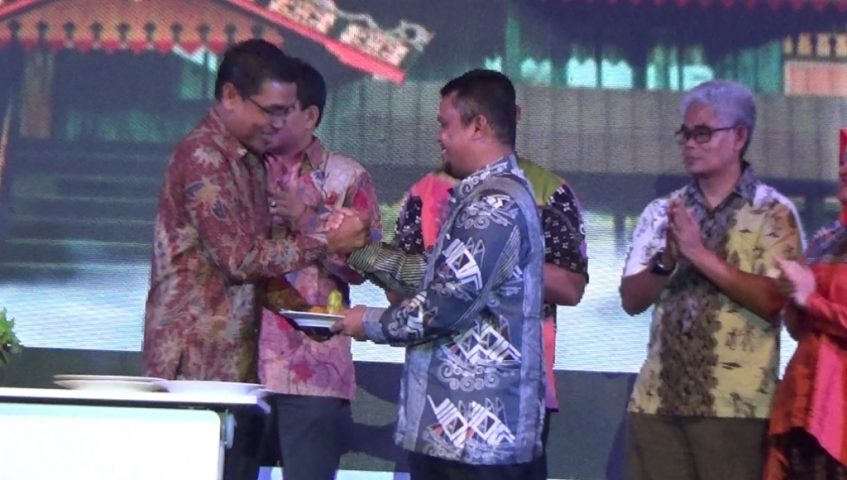 HUT Antam Meriah, Tampilkan Teater “No Ehe Komami“