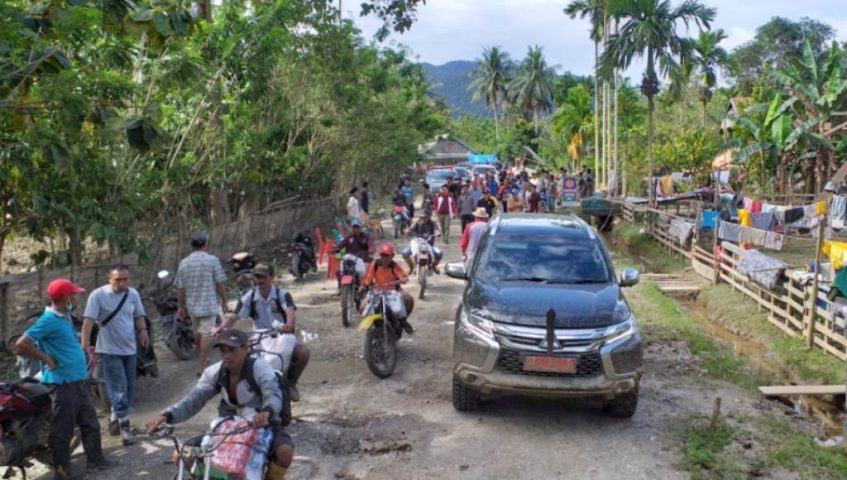 Ojek Gabah di Koltim Distribusi Bantuan Korban Banjir