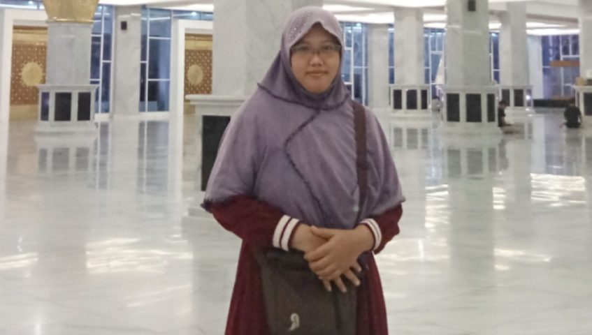 Sampah Menggunung, Plastik Pun Dirundung